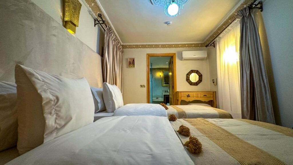 dar-magic-fes-double-twin-room-decoration