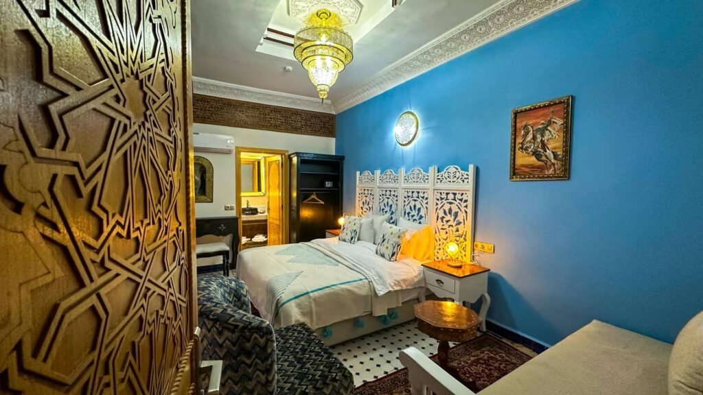 dar-magic-fes-blue-room-decoration