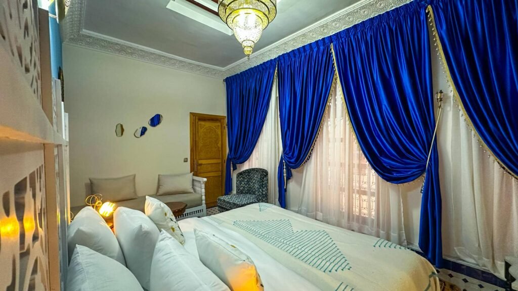 dar-magic-fes-blue-room-detail