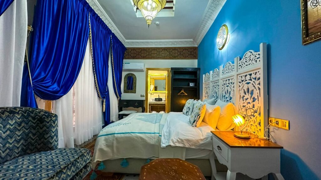 dar-magic-fes-blue-room-interior